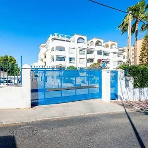 https://hermoso-apartamento-para-4-en-benalmadena.1costadelsol.com