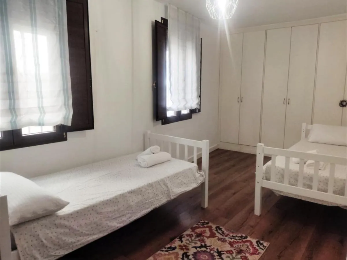 Home Sweet Home Junto A Mezquita / Wifi / Parking Cordoba 0*,  Spain